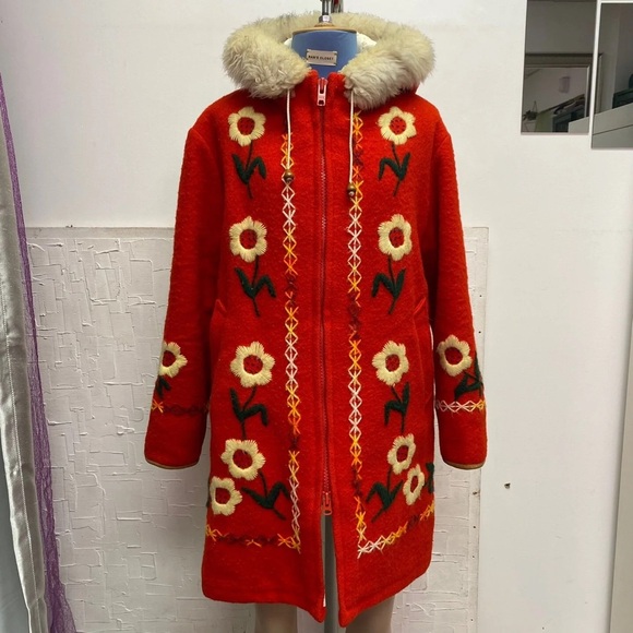 Hudson's Bay Company Jackets & Blazers - VINTAGE RED HUDSON'S BAY WOOL PARKA WITH FUR LINED HOOD